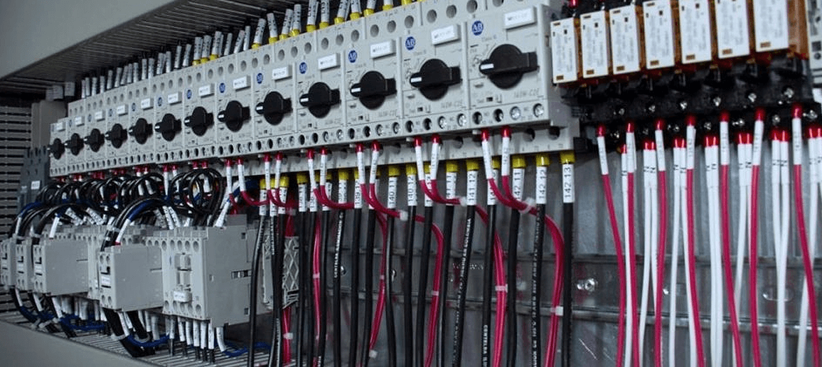 Instalaciones Eléctricas de Fuerza y Control en Saltillo; el Flujo de Energía que Impulsa tu Fábrica